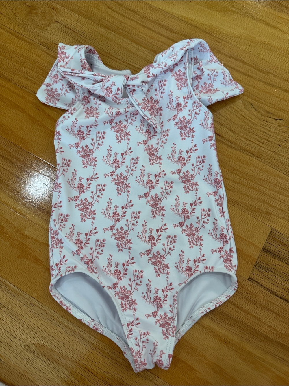 Minnow swim suit for girls size 3/4